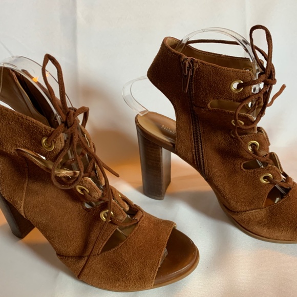 Nine West Brown Leather Lace Up Heels with a Zipper! - Picture 6 of 11
